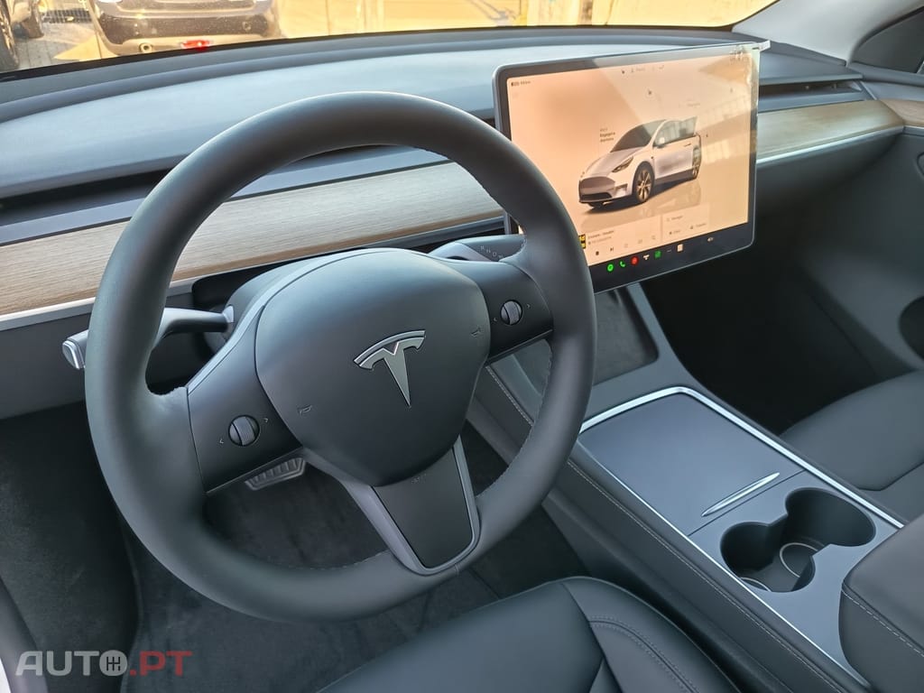 Tesla Model Y Tração Traseira