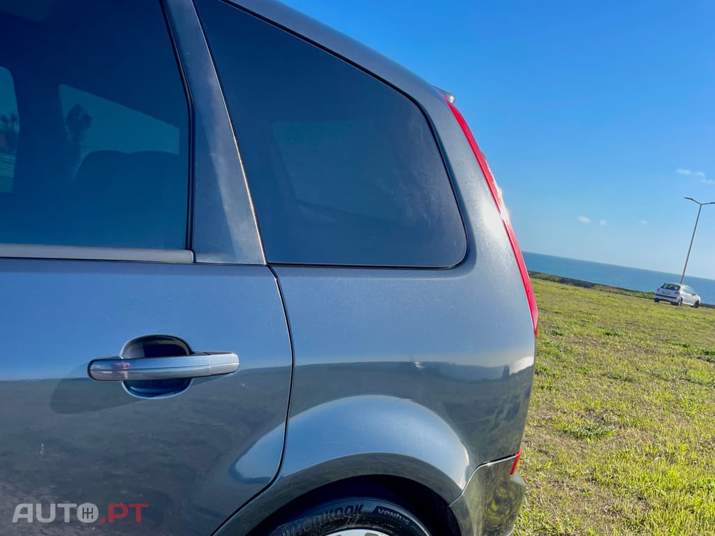 Ford C-Max 1.6 tdci Titanium