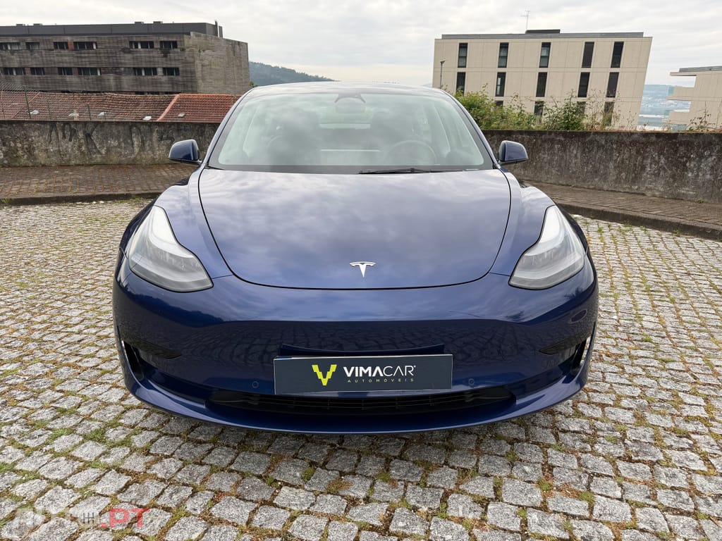Tesla Model 3 Standard Range Plus RWD