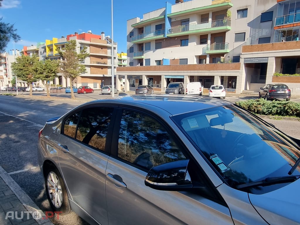 BMW 320 F30