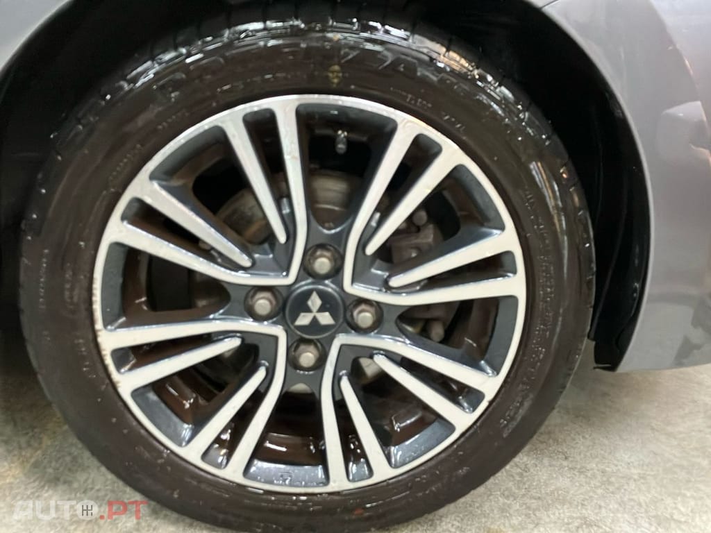 Mitsubishi Space Star 1.2 Intense