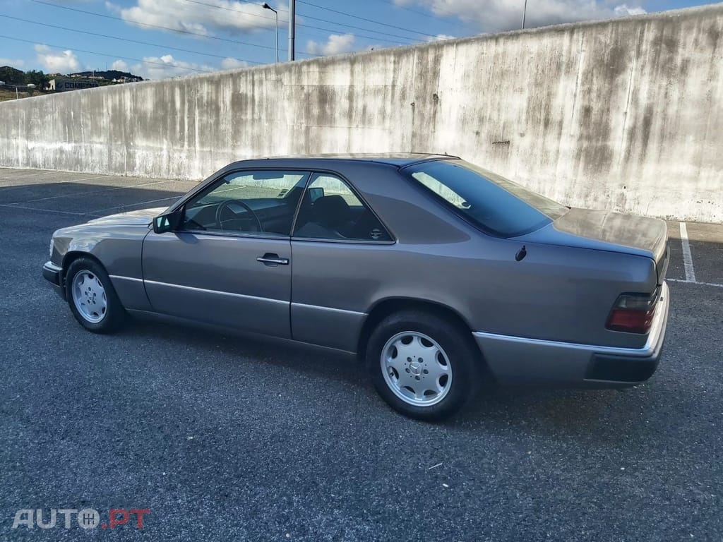 Mercedes-Benz E 200 CE SPORTLINE