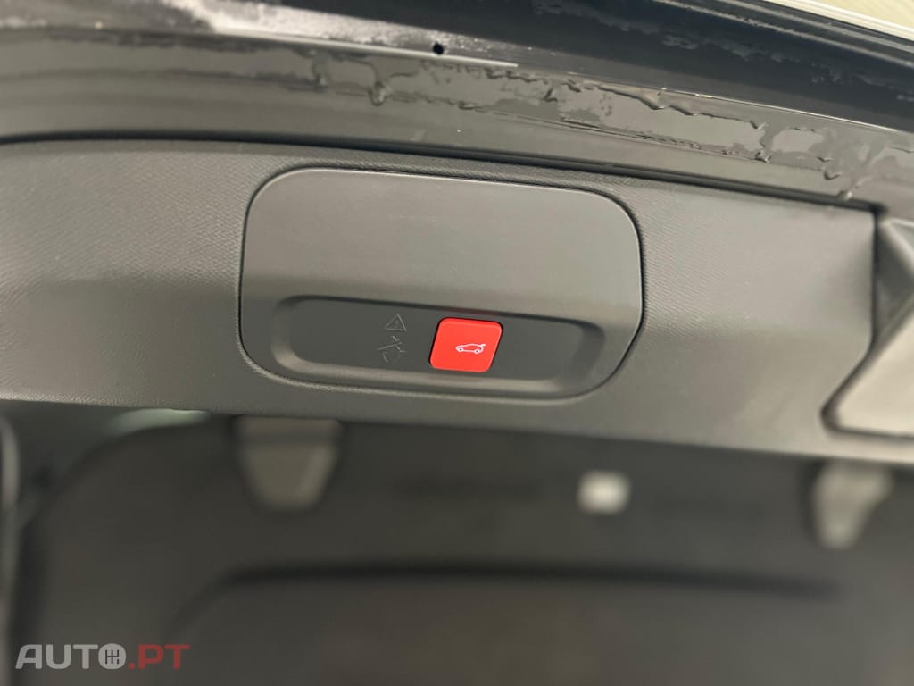 Peugeot E-408 58 kWh GT