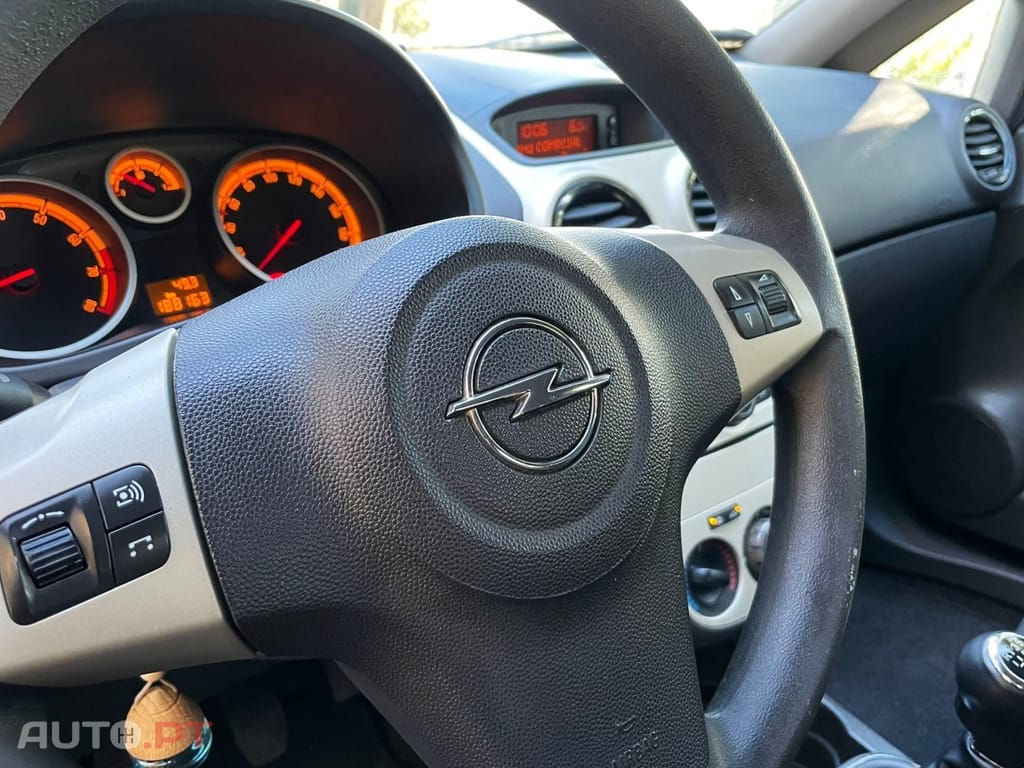 Opel Corsa 1.2 Enjoy