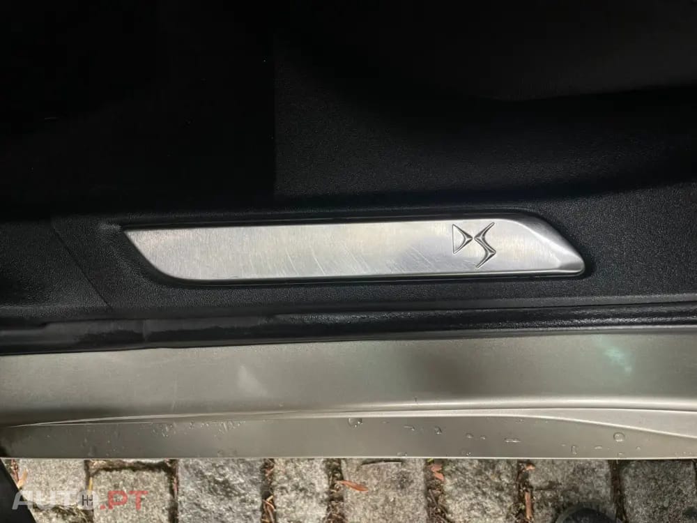 Citroen DS5 2.0 HDi Hy4 So Chic CMP6 102g