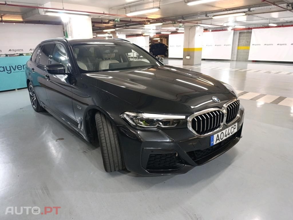 BMW 530 e Pack Desportivo M
