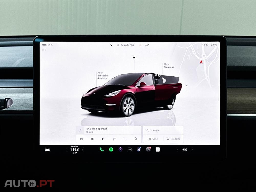 Tesla Model Y Standard