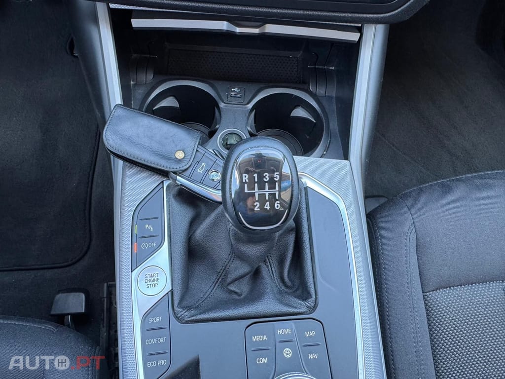 BMW 318 d Touring Line Sport