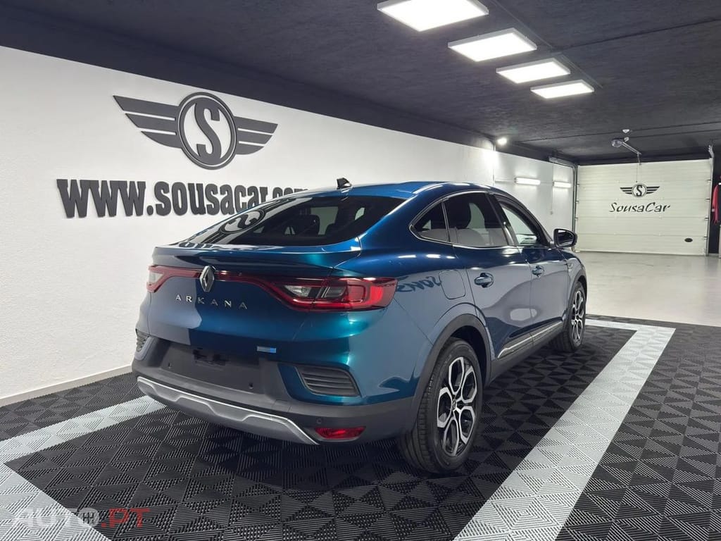 Renault Arkana 1.6 E-Tech Intens