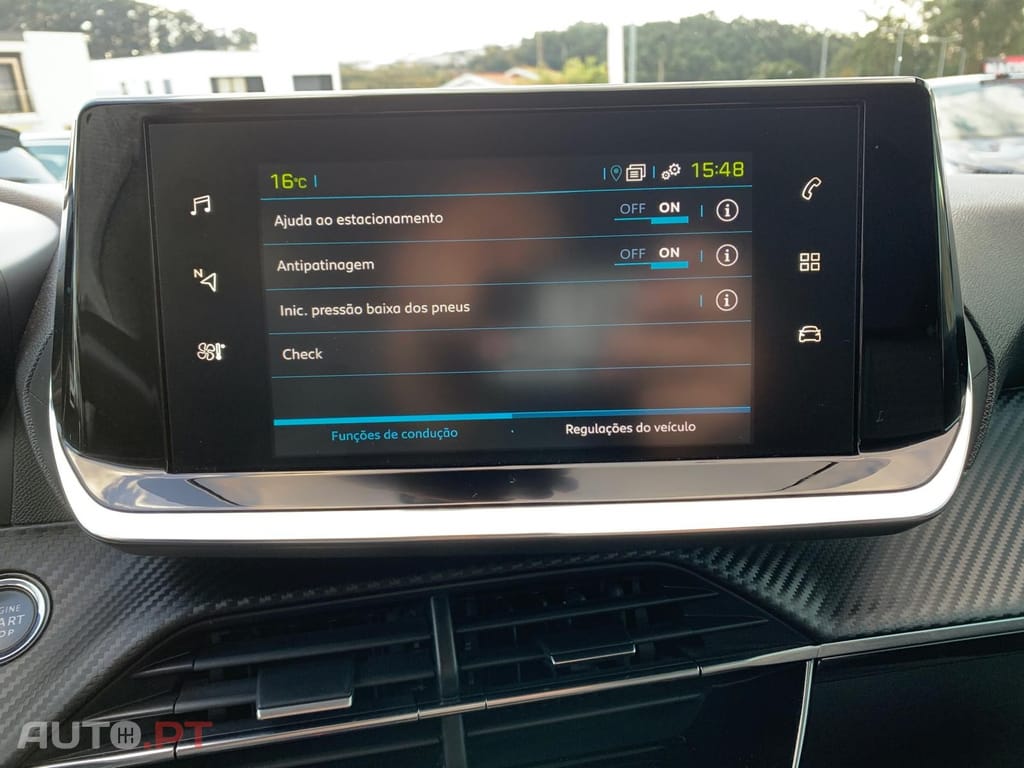 Peugeot E-208 50 kWh Allure Pack