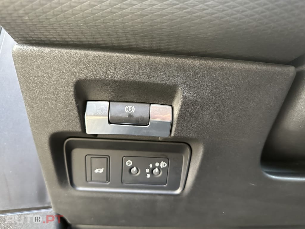 Land Rover Evoque 2.0 D150 R-Dynamic S