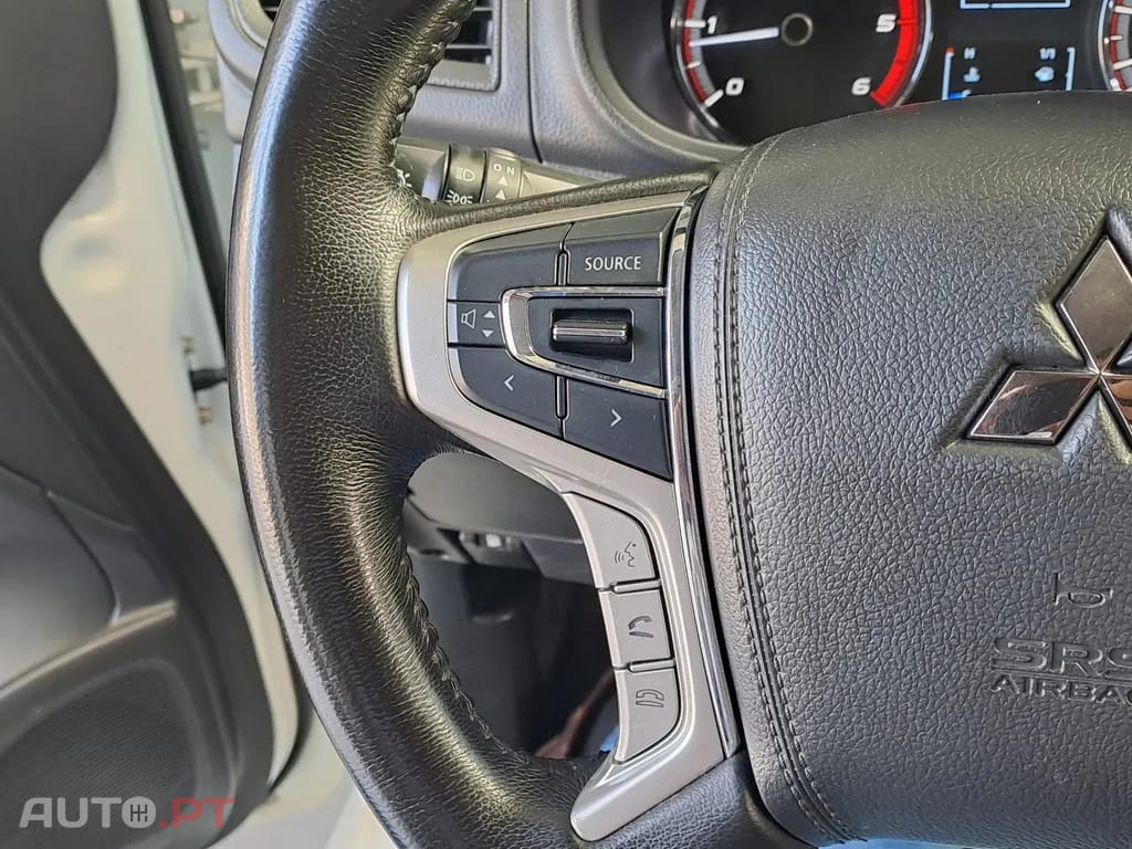 Mitsubishi L200 CD 4X4 5L