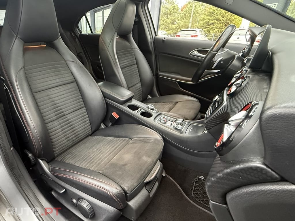 Mercedes-Benz A 45 AMG 4-Matic