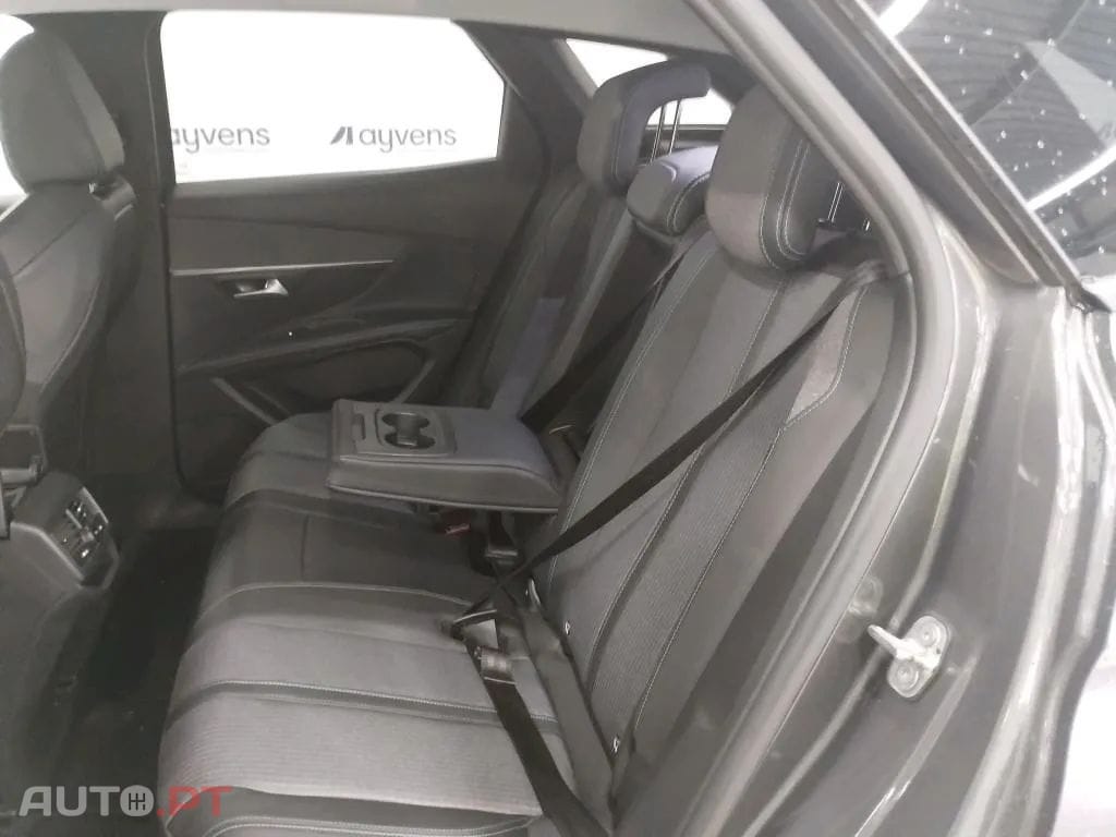 Peugeot 3008 1.6 Hybrid Allure Pack e-EAT8
