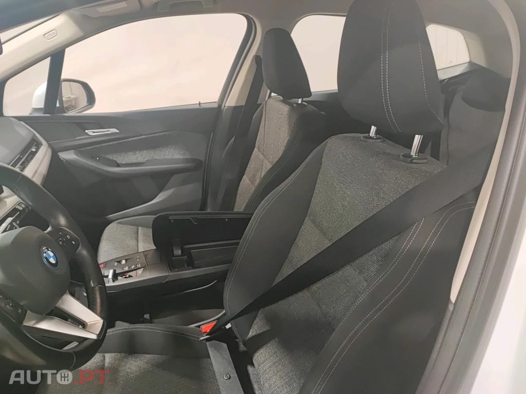 BMW 225 e xDrive