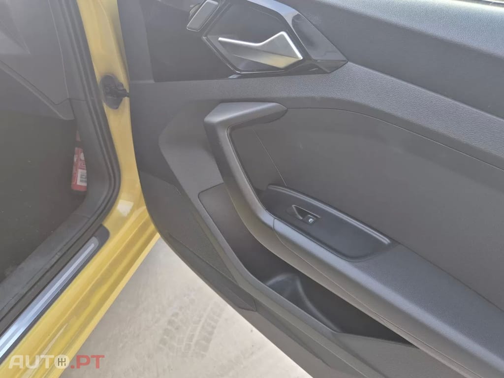 Audi A1 25 TFSI S tronic S line