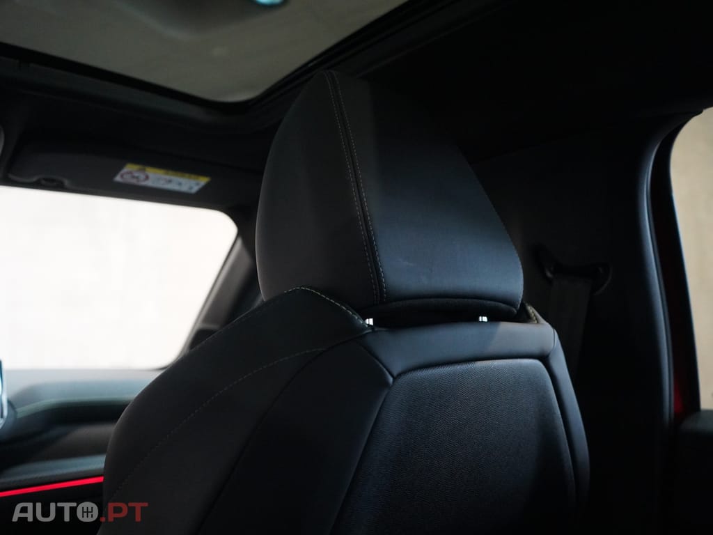 Peugeot E-208 50 kWh GT