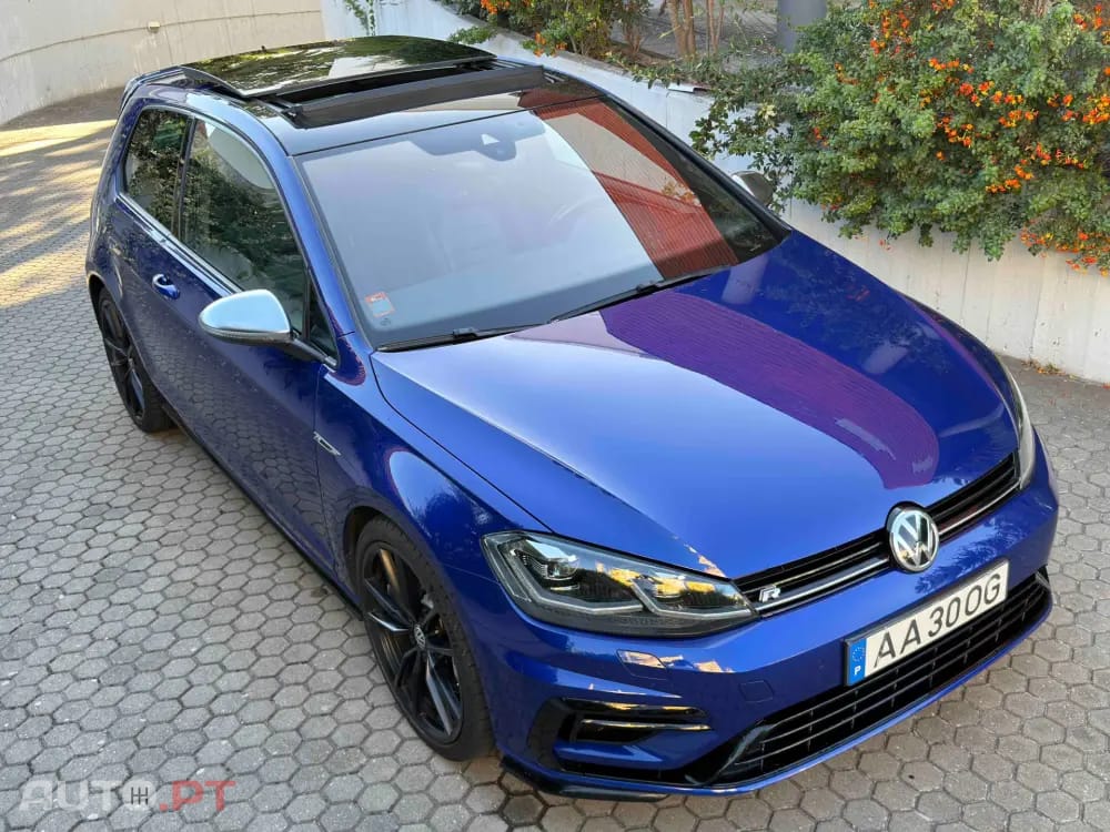 Volkswagen Golf R 4Motion (BlueMotion )