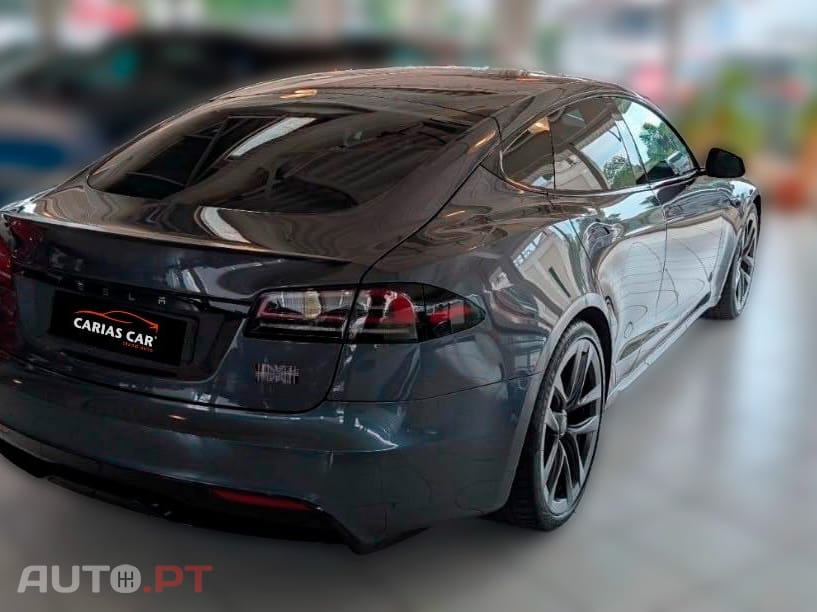 Tesla Model S Plaid AWD