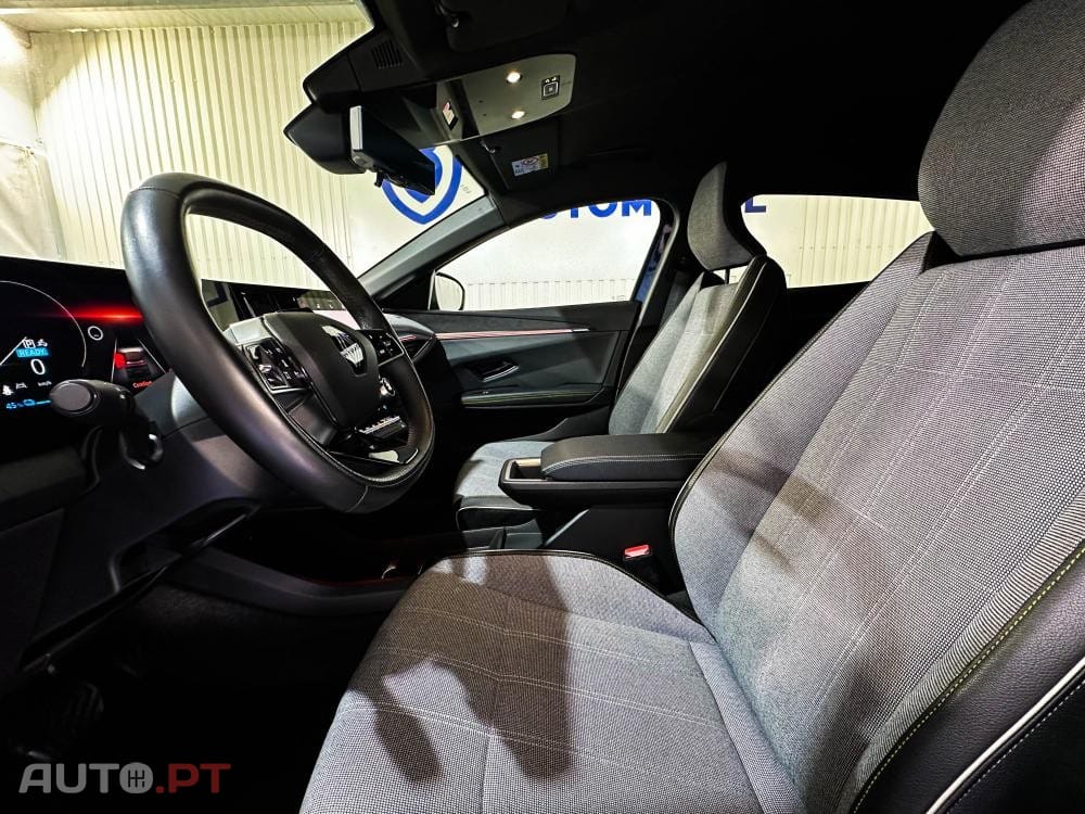 Renault Mégane E-Tech EV60 Techno — fotografia 8
