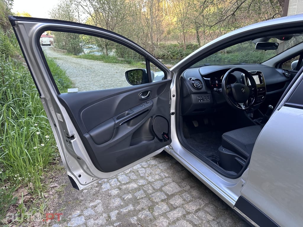Renault Clio (Energy) TCe 75 Start & Stop LIMITED