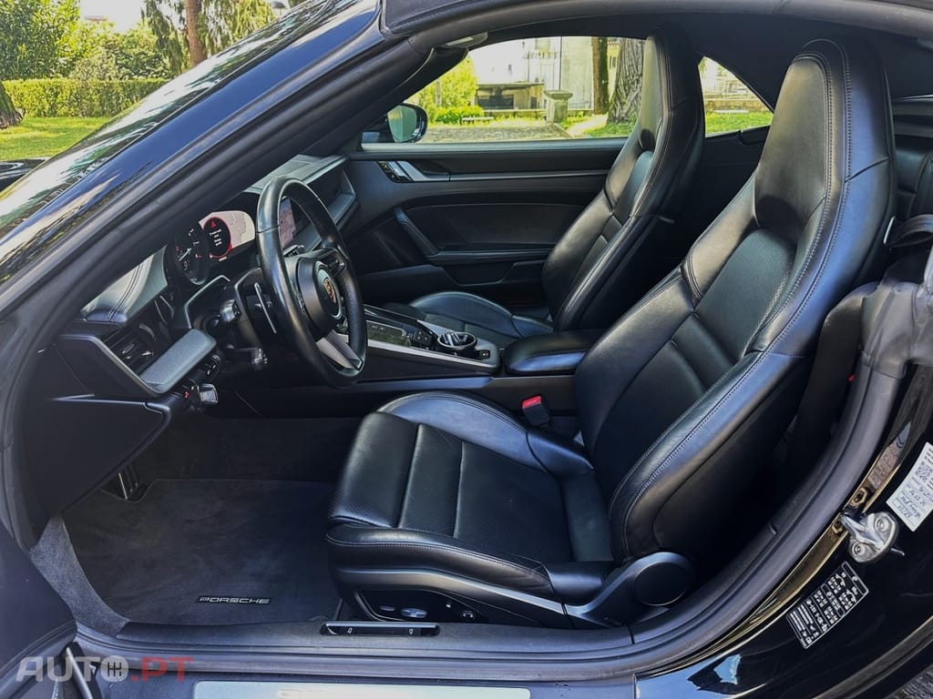 Porsche 911 Carrera Cabriolet PDK