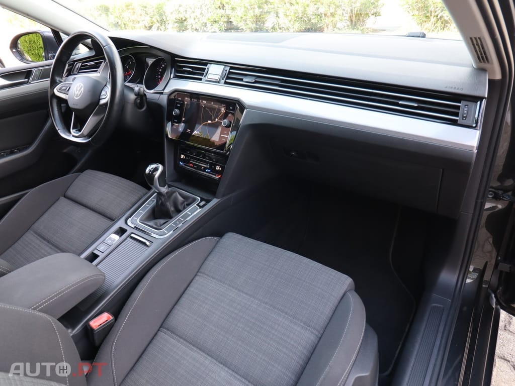 Volkswagen Passat 1.5 TSI Confortline