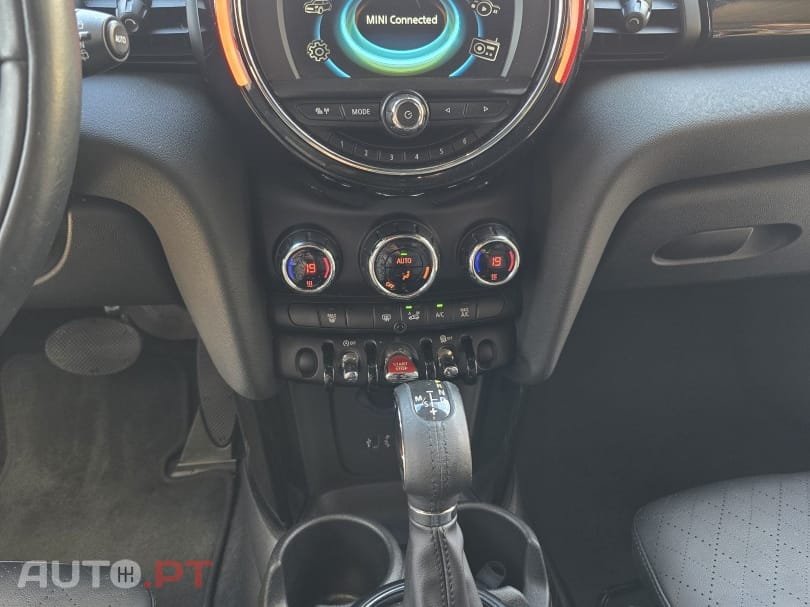 MINI Cooper Cooper D Auto