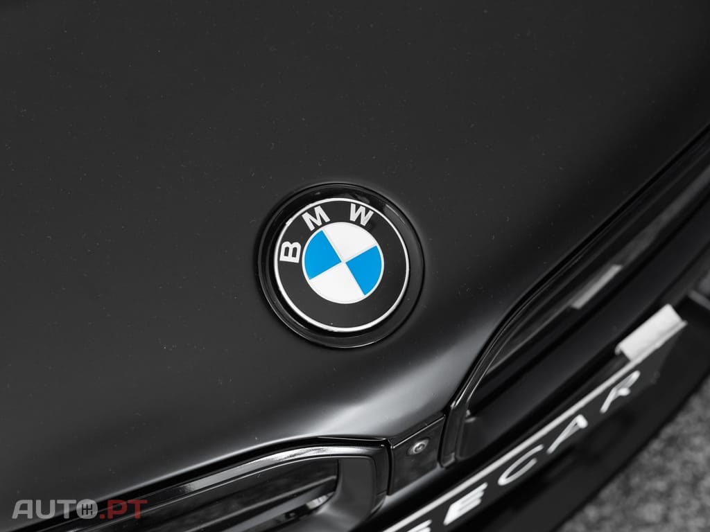 BMW i8 Standard