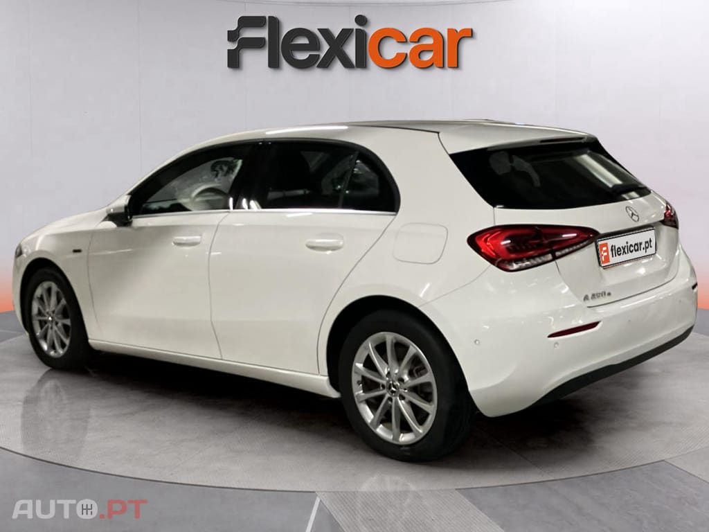 Mercedes-Benz A 250 e STYLE PLUS