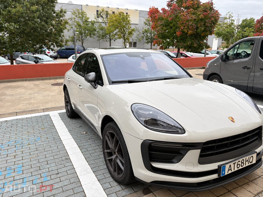 Porsche Macan Turbo Híbrido