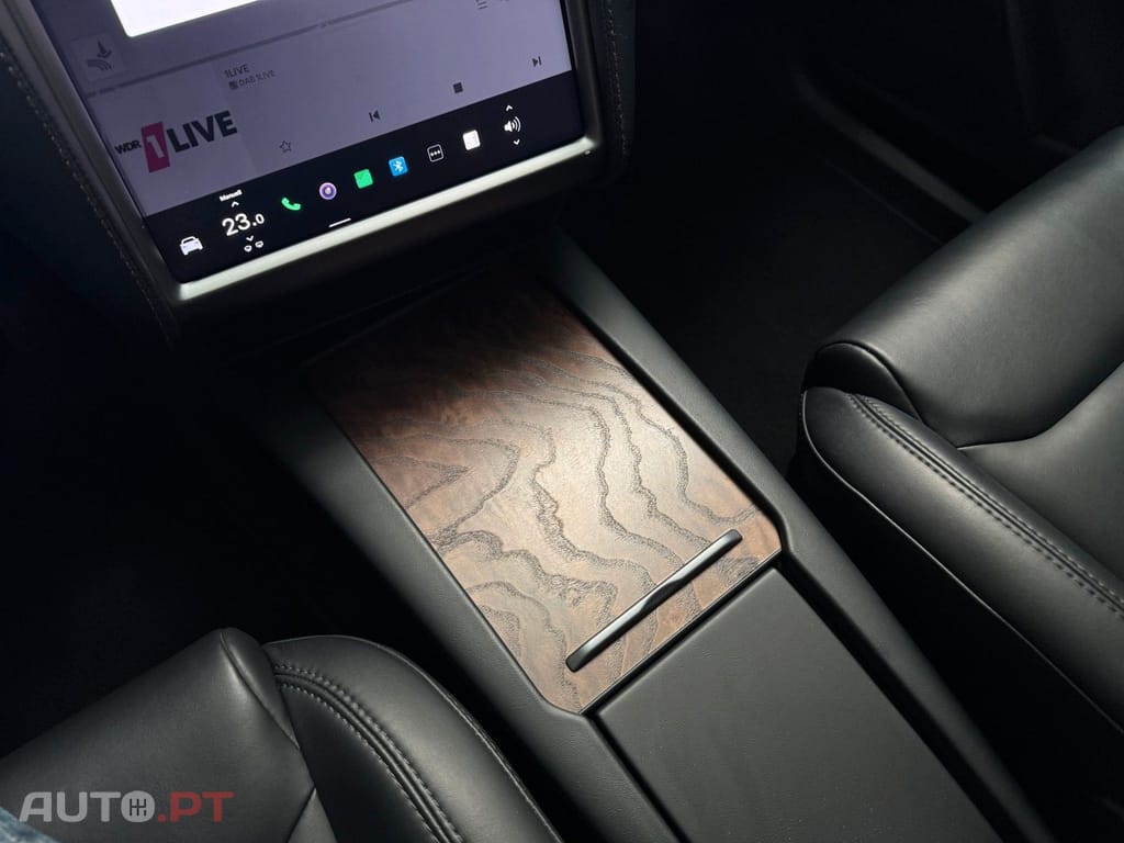 Tesla Model X LONG RANGE  
