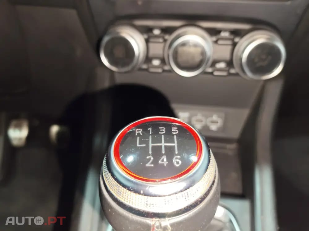 Renault Captur 1.0 TCe RS Line