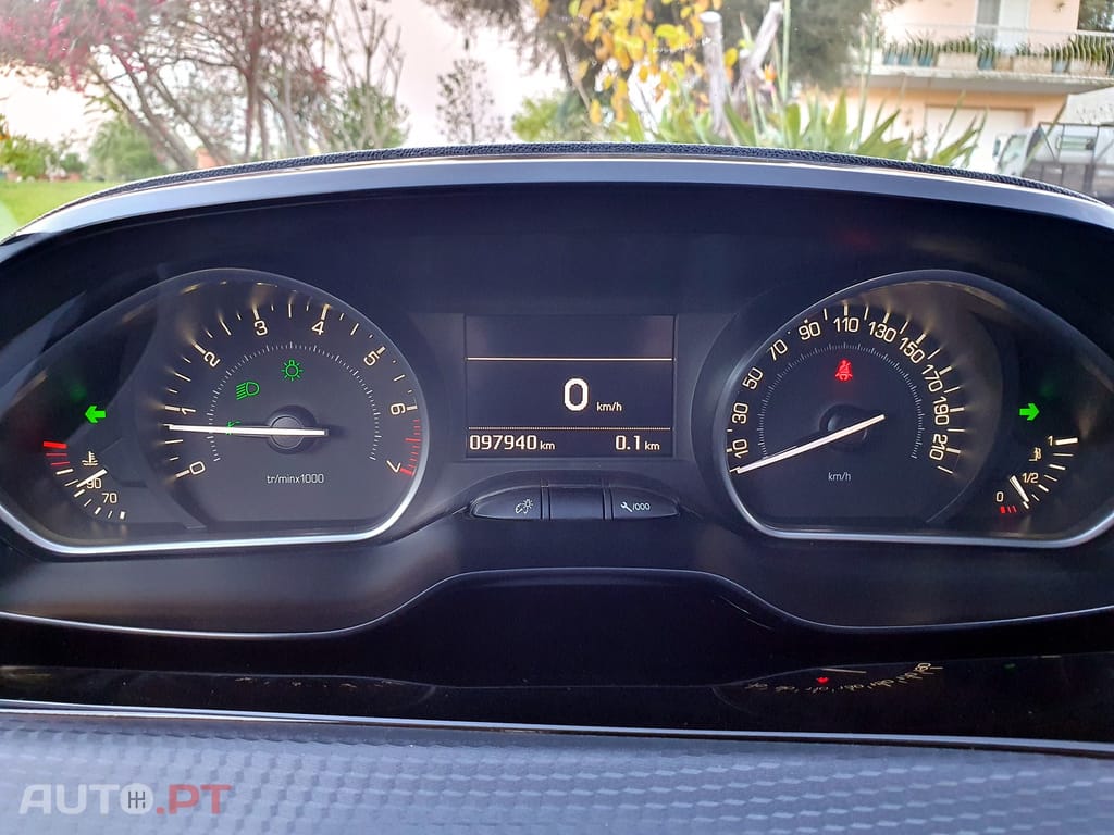 Peugeot 208 1.2 PureTech Allure