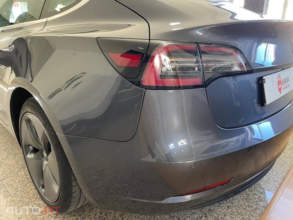 Tesla Model 3 Long Range AWD Dual Motor
