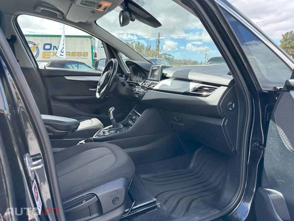 BMW 216 d Advantage