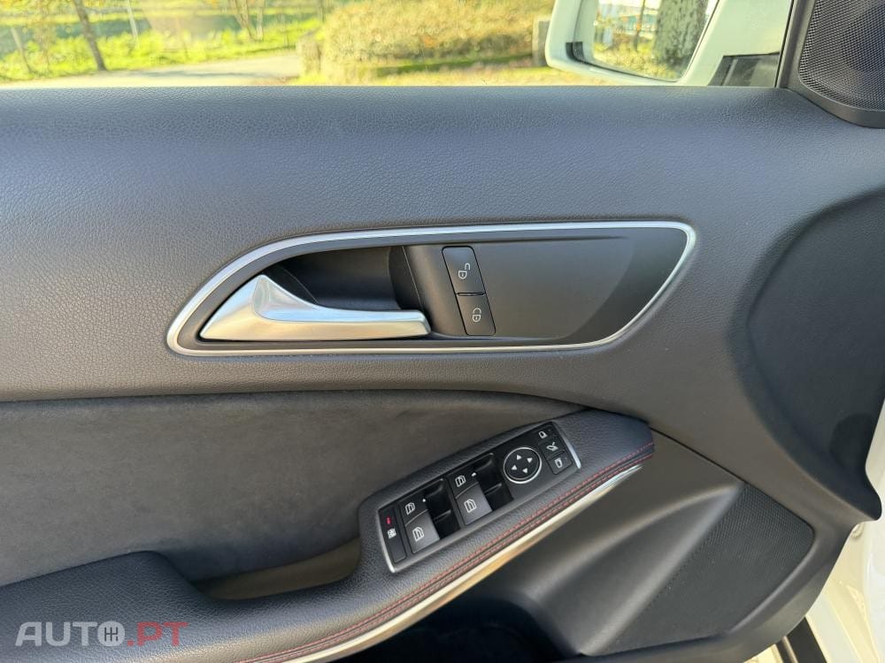 Mercedes-Benz GLA 180 d AMG Line