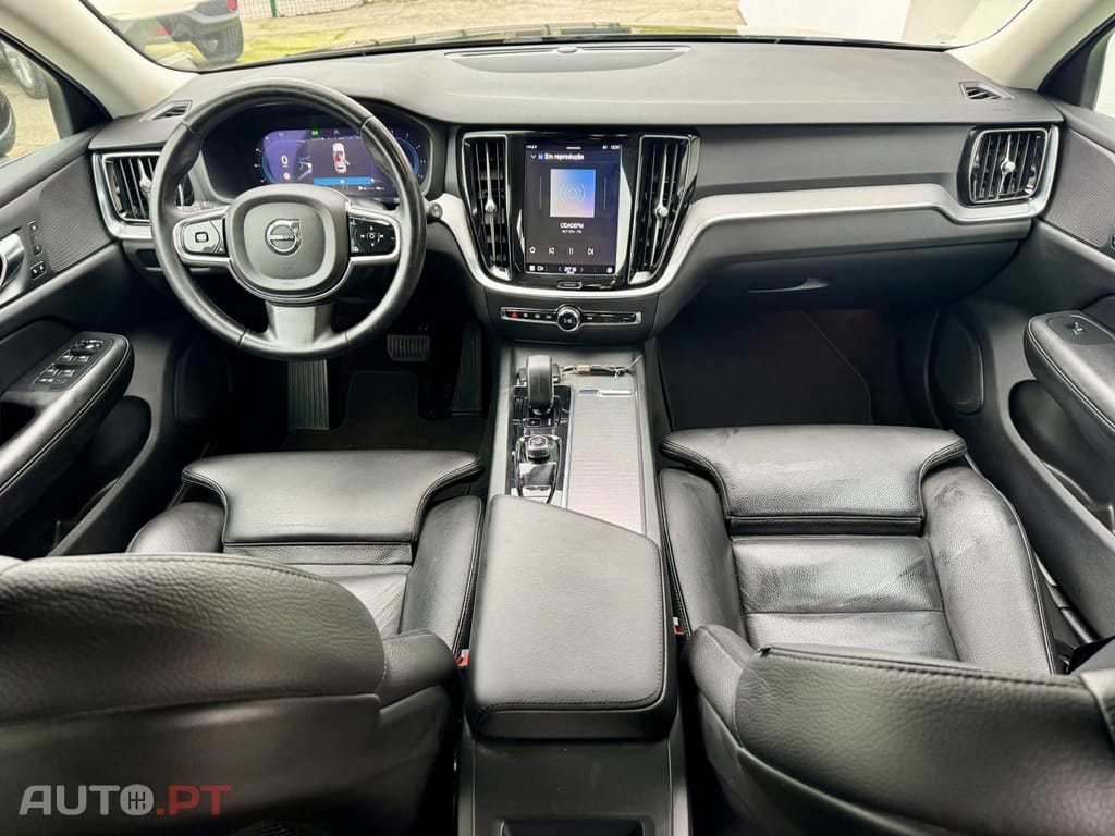 Volvo V60 2.0 B4 Plus Bright Auto