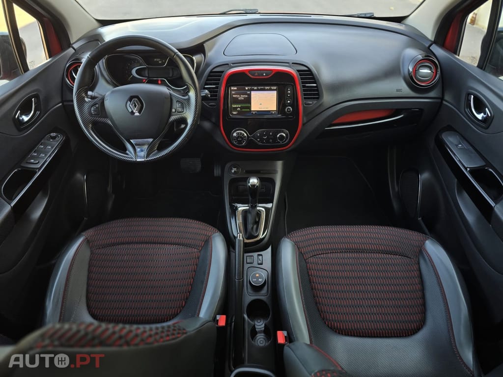 Renault Captur TCe 120 EDC Helly Hansen
