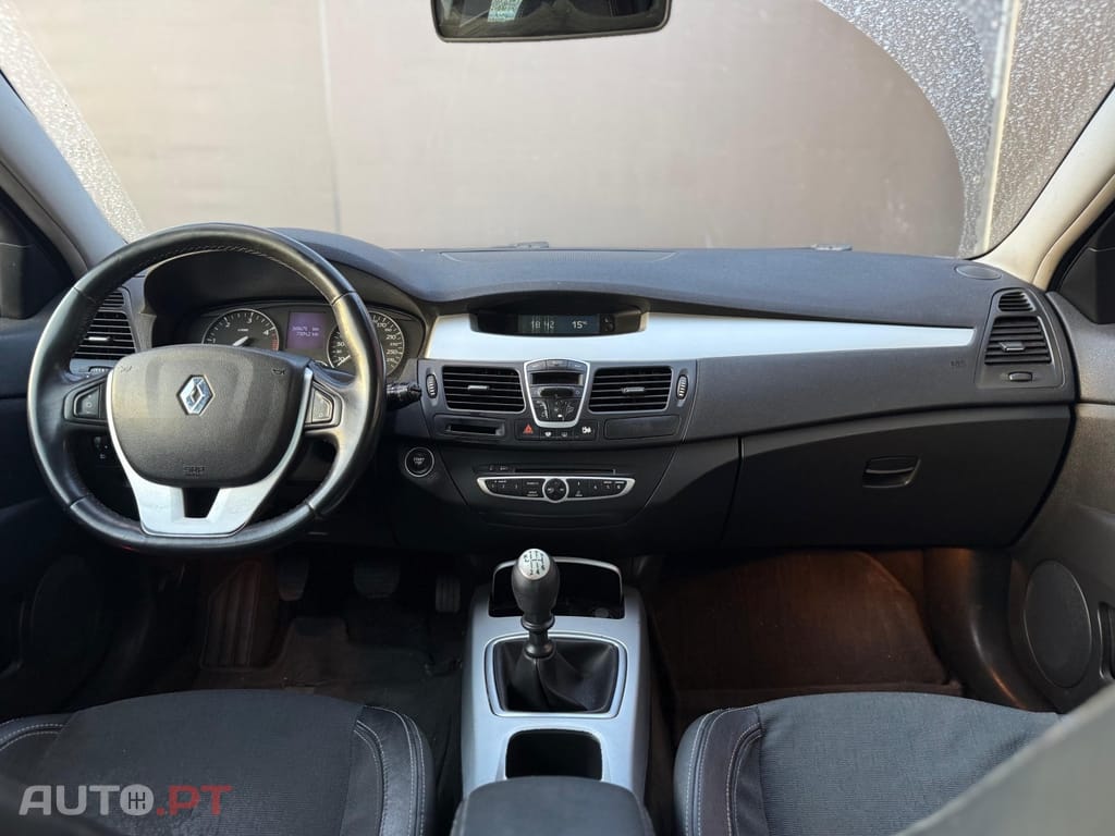 Renault Laguna 2.0 dCi Dynamique