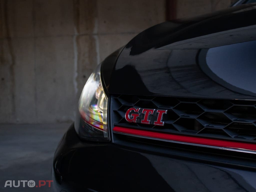 Volkswagen Golf GTI Performance BlueMotion DSG