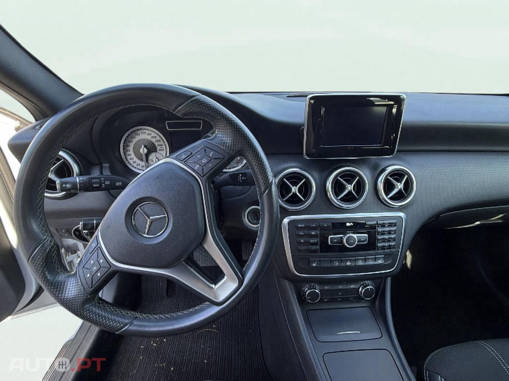 Mercedes-Benz A 180 CDI 7G-DCT Urban