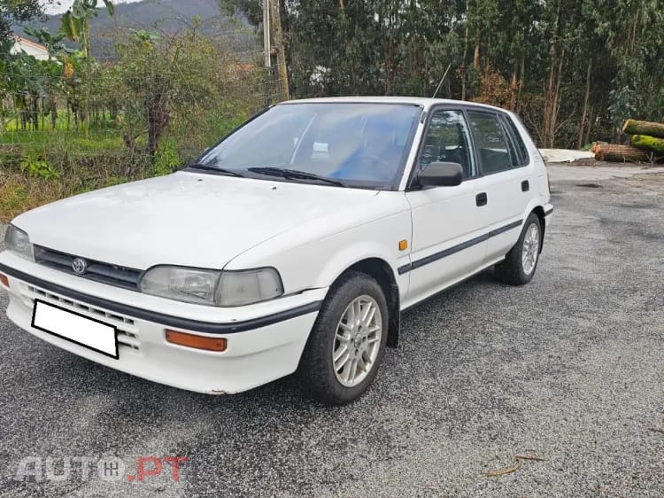 Toyota Corolla 1.3 Gold Line