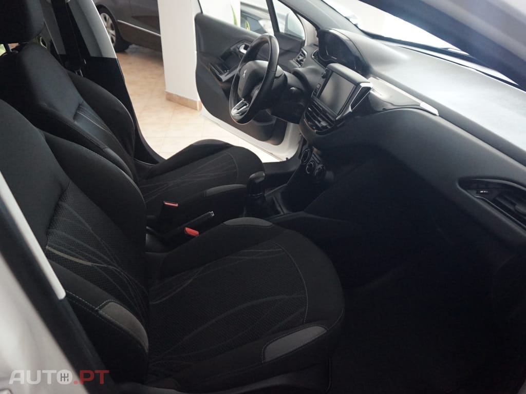 Peugeot 208 Access 1.4 HDI