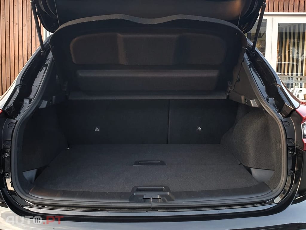 Nissan Qashqai 1.3 DIG-T N-Connecta J18