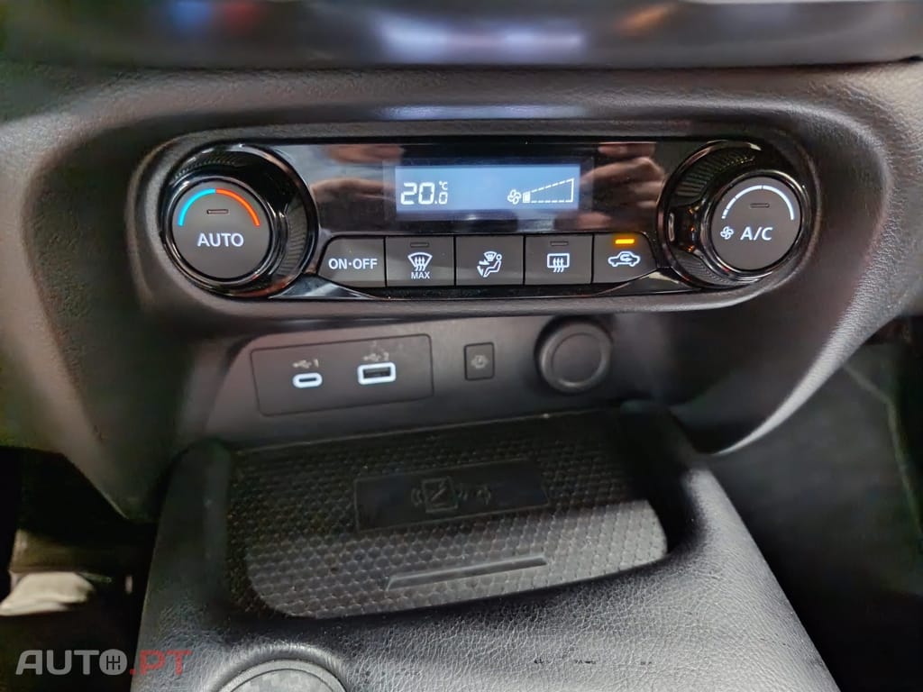 Nissan Juke 1.0 DIG-T N-CONNECTA