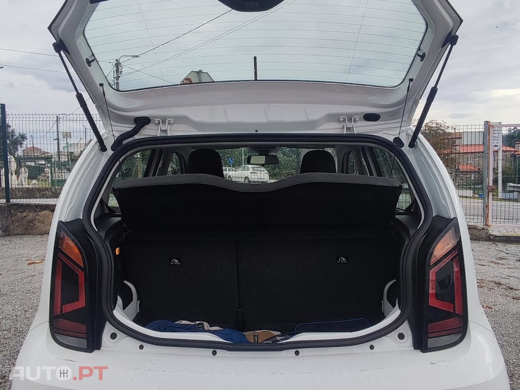 Volkswagen e-Up 100% elétrico