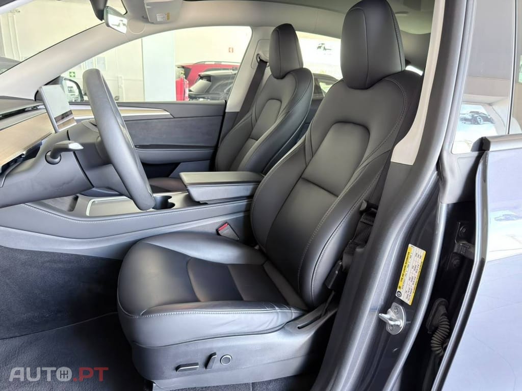 Tesla Model Y Tração Traseira