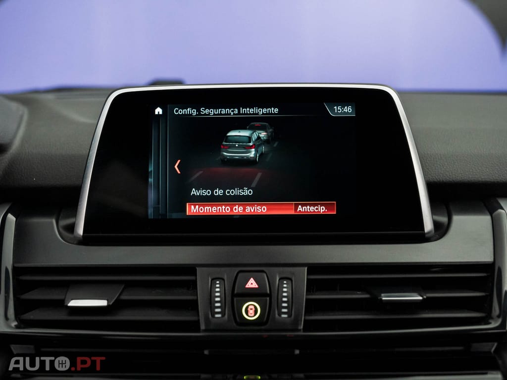 BMW 216 d Auto