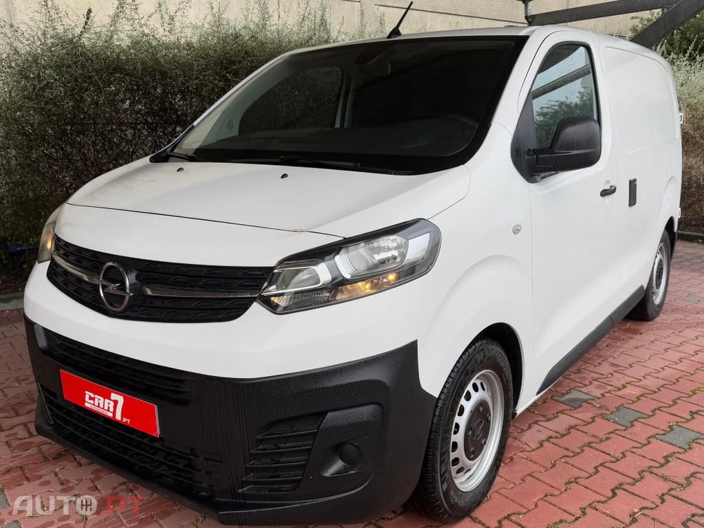 Opel Vivaro 1.5 CDTi L2H1 Essentia